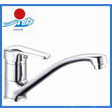 Sinle Handle Hot and Cold Water Kitchen Faucet (ZR21905)